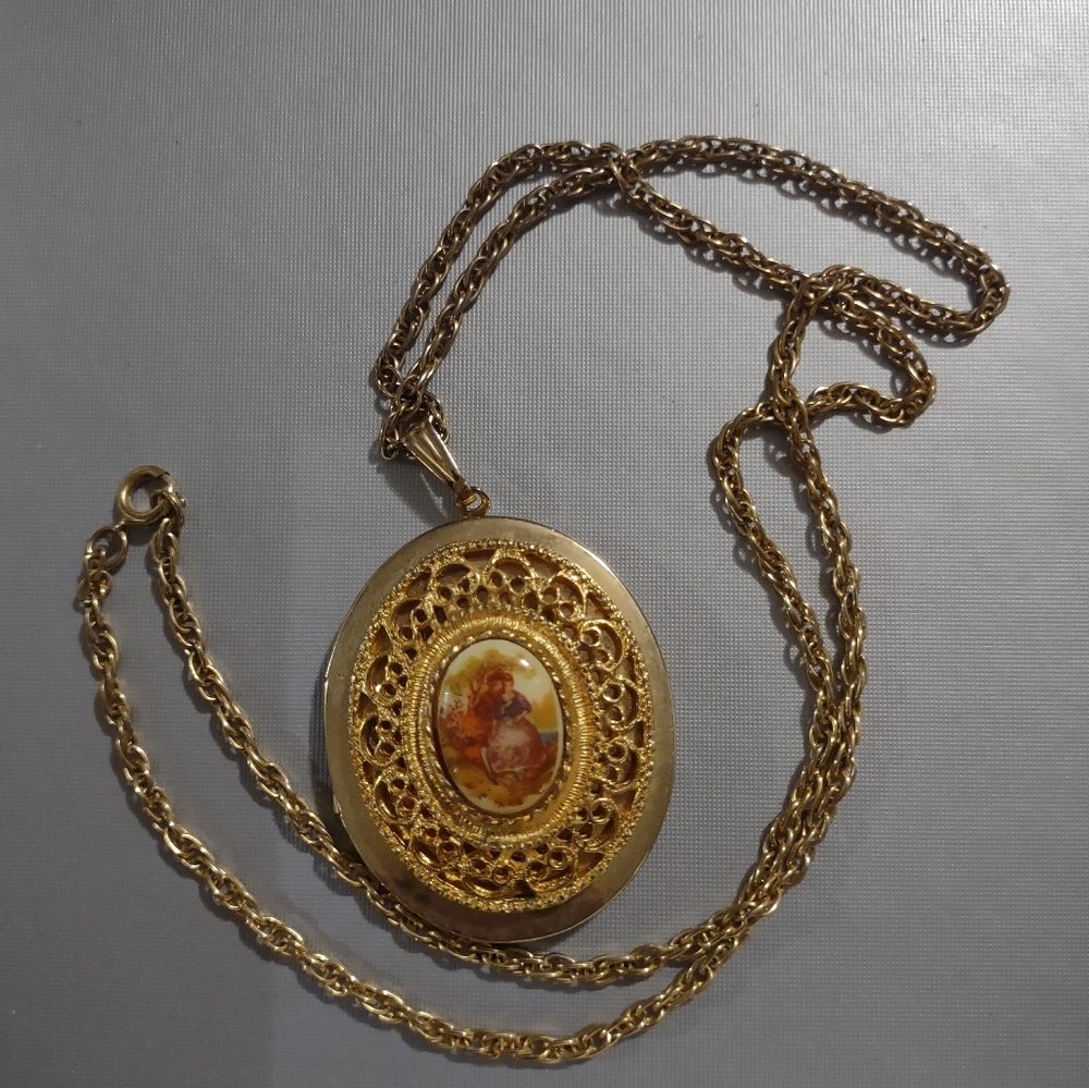Necklace